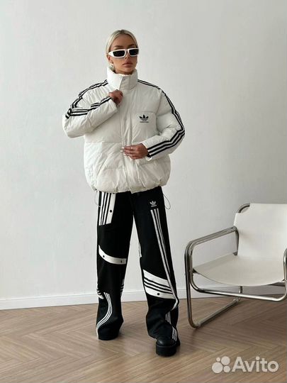 Куртка adidas женская