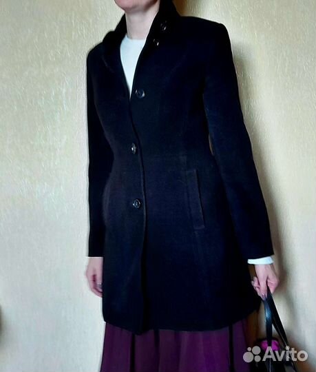 Пальто женское демисезонное.Чёрное. Paзмер 44(S/M)