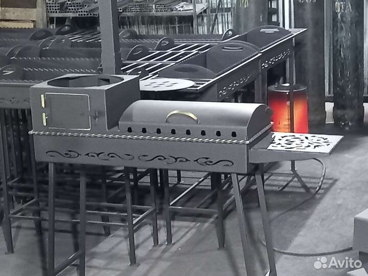 Мангал барбекю с подказанником