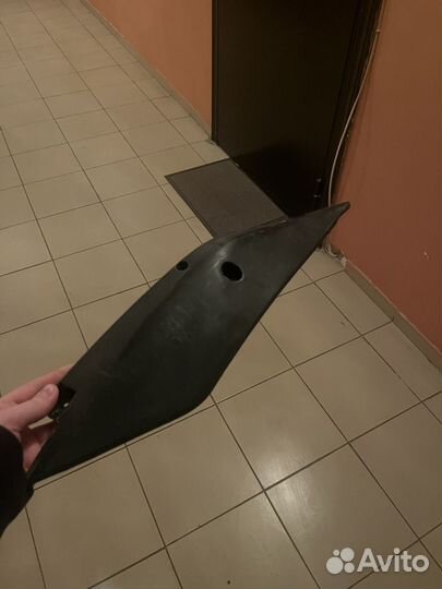 Пластик на триггер 125