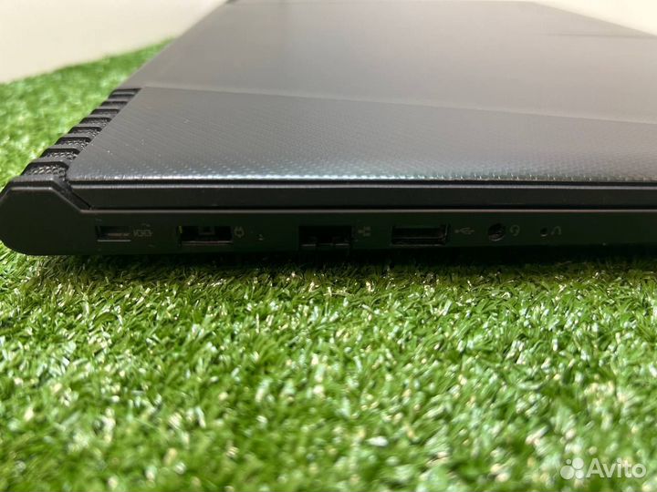 Ноутбук Lenovo Legion Y520-15ikbn