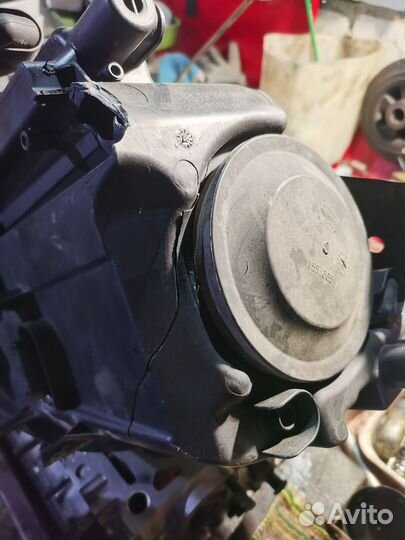 Адаптивная Фара правая volkswagen tiguan 2010 года