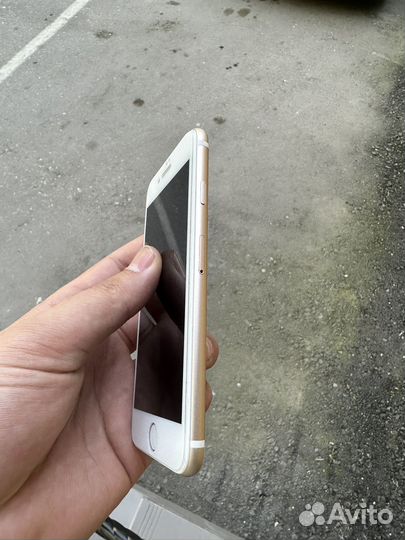 iPhone 7, 32 ГБ
