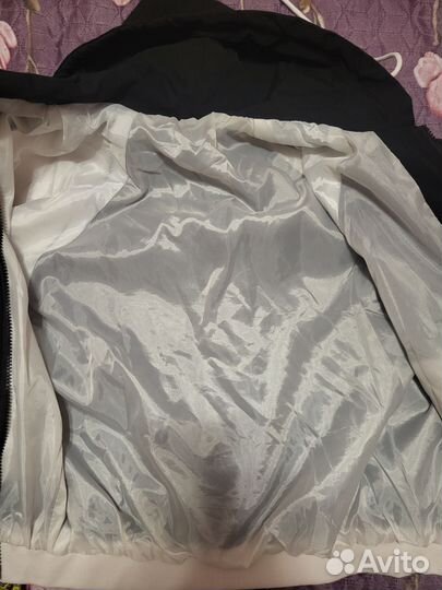 Ветровка женская