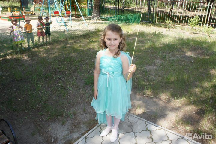 Красивое коктейльное платье на любой праздник