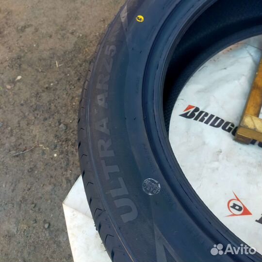 Arivo Ultra ARZ5 235/55 R19 105V