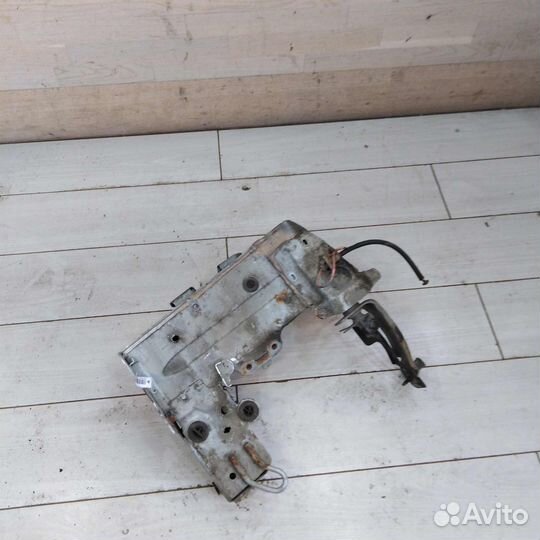 Лонжерон левый Renault Megane II