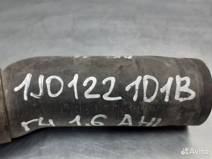 Шланг системы охлаждения Volkswagen Golf Iv/Bora