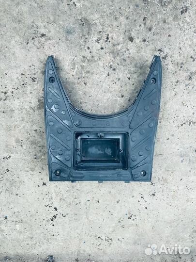 Пластик пол 157 QMJ/ 139 QMB Б/у