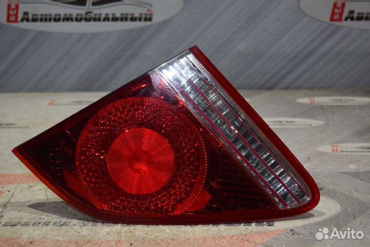Стоп-вставка право c Toyota Crown GRS182 3GR-FSE