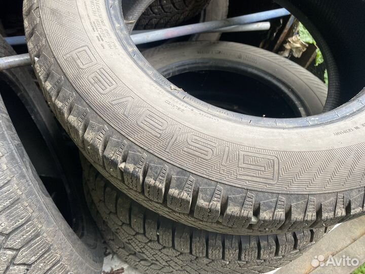 Gislaved Nord Frost 200 205/65 R16