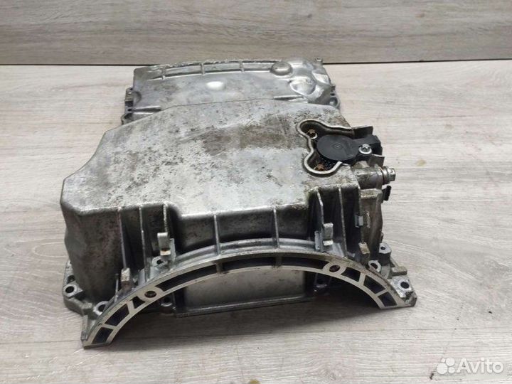 Поддон двигателя Mercedes M271