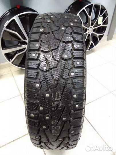 Pirelli Winter Ice Zero 175/65 R14 82T