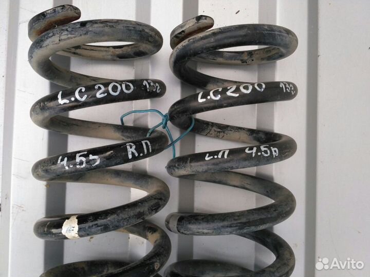 Пружины передние Toyota Land Cruiser 200