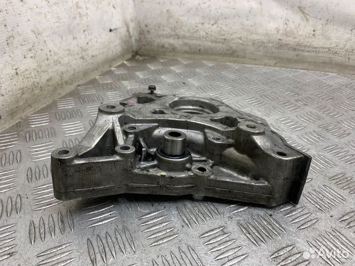 Крышка двигателя передняя Mitsubishi Pajero Sport