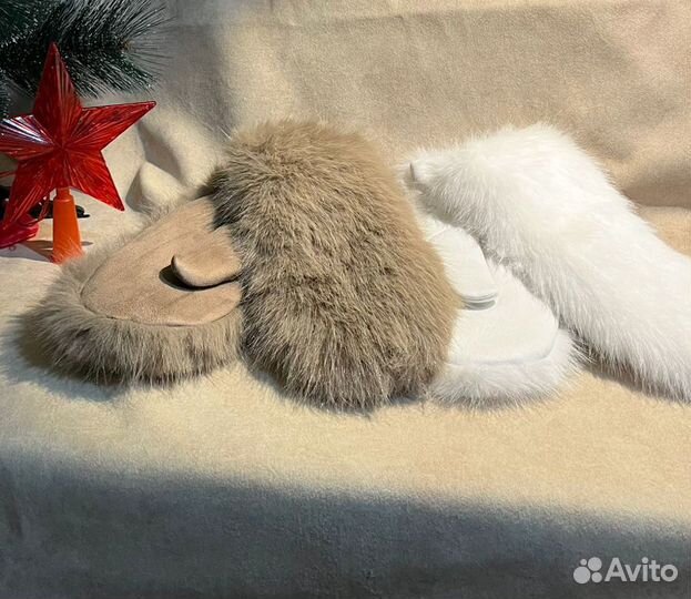 Варежки белые женские с длинным ворсом