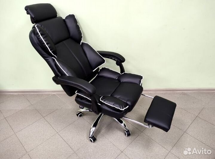 Офисное компьютерное кресло