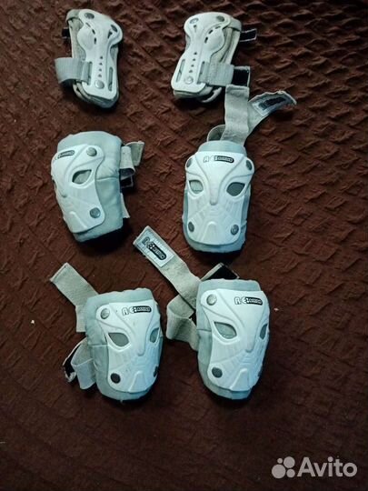 Коньки-ролики размер 29-32 + защита для катания на