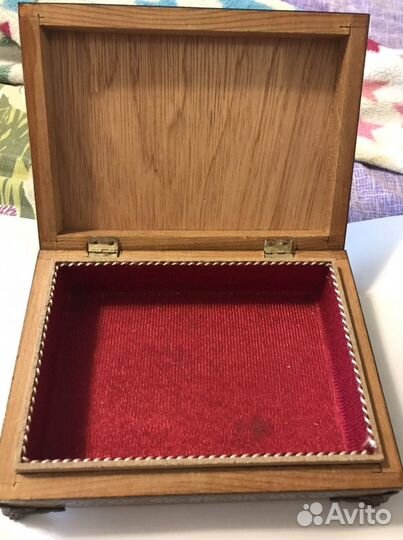 Антикварная Шкатулка старинная винтажная