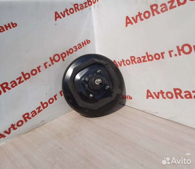 Вакумный усилитель тормоза Citroen C4 08г.в