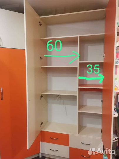 Продам мебель (гарнитур) шкафы, кровати, стол