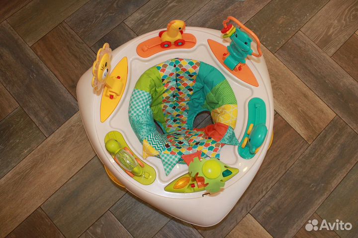 Детский игровой столик Infantino