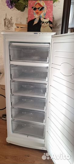 Вертикальная морозилка, морозильная камера Атлант