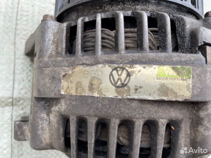 Генератор Volkswagen Passat B3 1.8