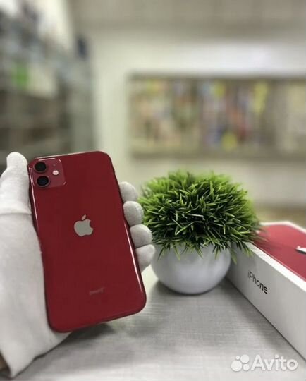 iPhone 11, 64 ГБ