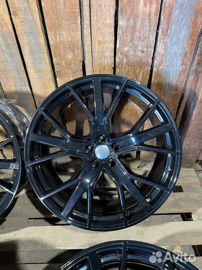 Оригинальные диски Audi Q7 SQ7 4M R22