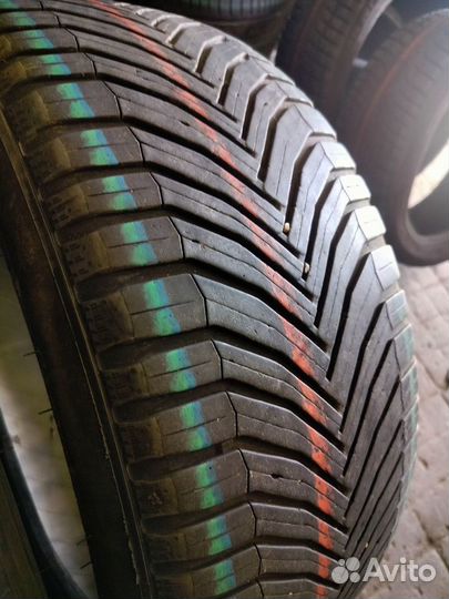 Michelin CrossClimate SUV 225/45 R19 96W