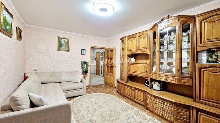 2-к. квартира, 48 м², 1/14 эт.
