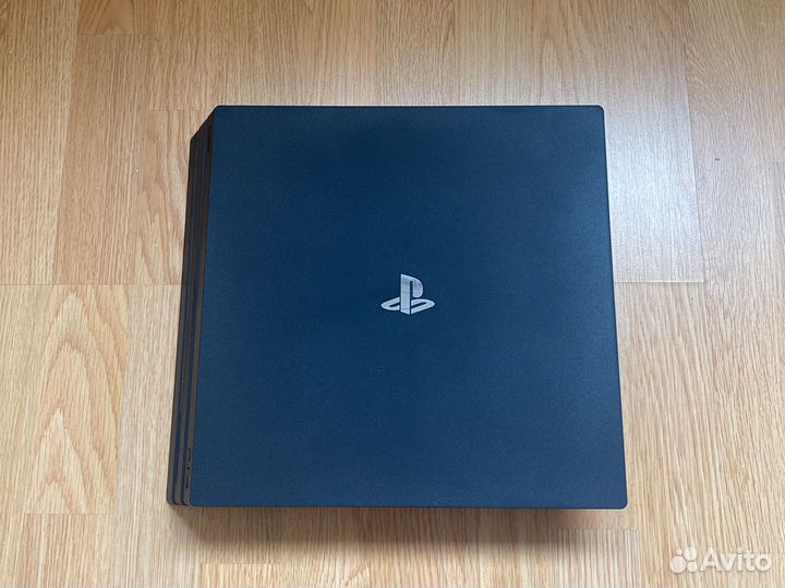 Отличная Sony playstation 4 ps4 pro 1tb игры