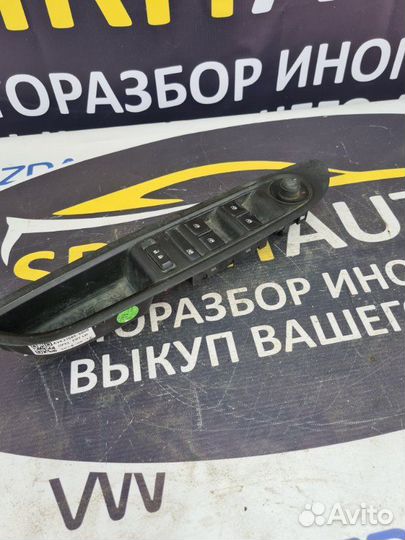 Блок управления стеклоподъемниками передний левый