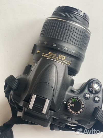 Фотоаппарат Nikon D5000, бленда, штатив, в чехлах