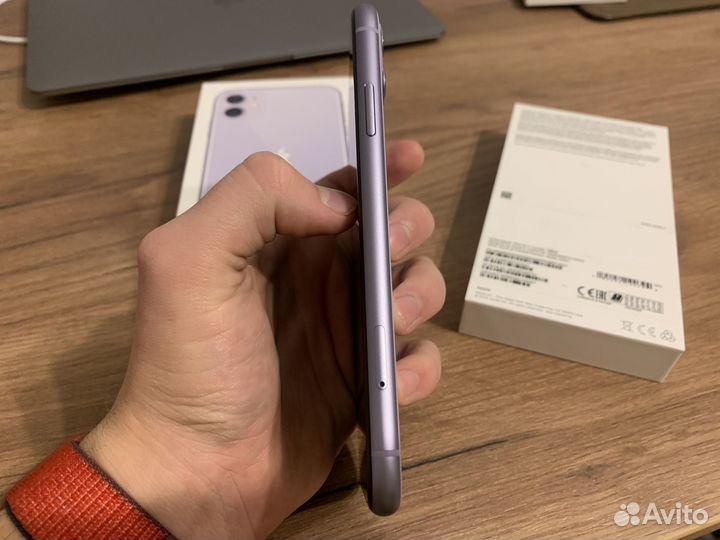iPhone 11, 128 ГБ