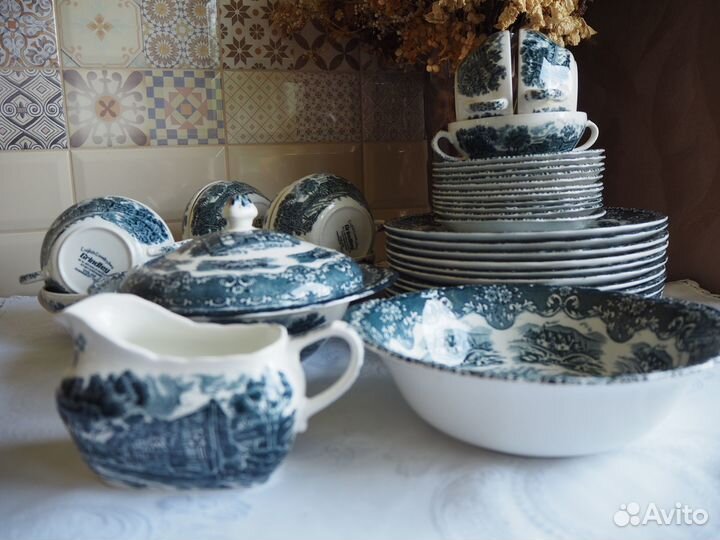 Английская антикварная посуда сервиз