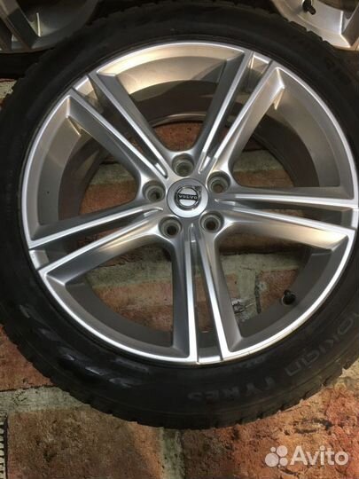 Оригинальные зимние колеса для Volvo R18 V90 S90