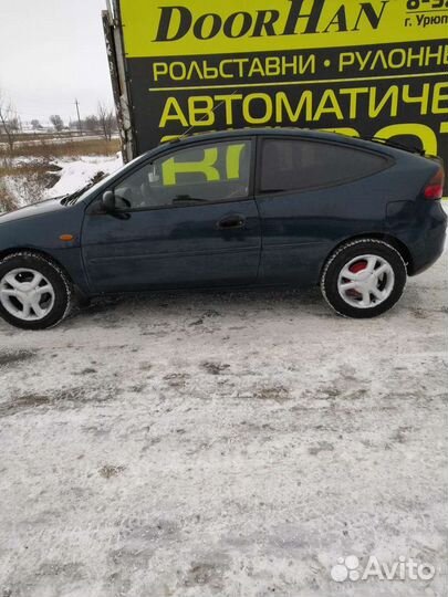 Mazda 323, 1995