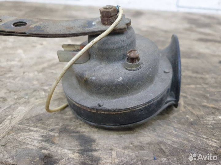 Сигнал звуковой (клаксон) Hyundai Trajet 2.0 G4GC