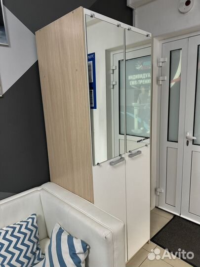 Шкаф в прихожую