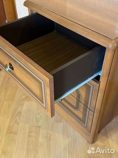 Тумба прикроватная 2 шт