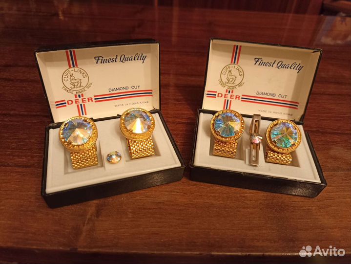 Комплект : запонки и зажим для галстука