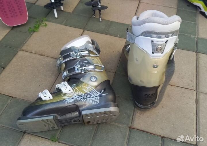 Горнолыжные ботинки Salomon (+ доп.снаряжение)