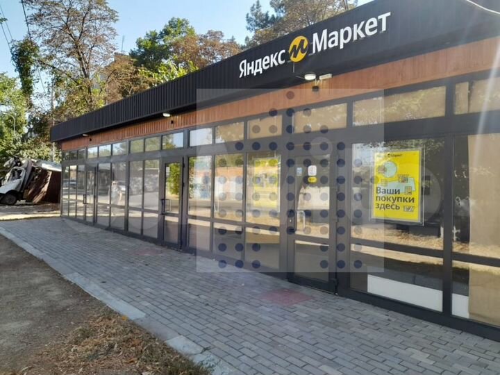 Коммерция 40 кв. м., первая линия