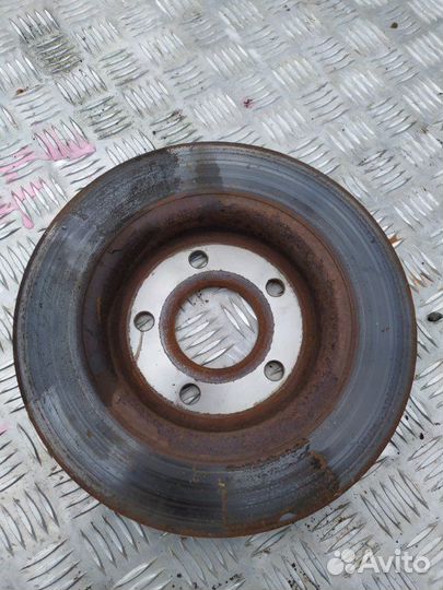 Диск тормозной зад. Ford Focus 3