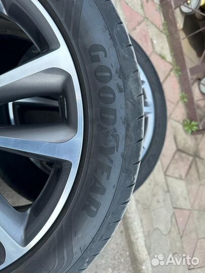 Диски с резиной 275/40/18,245/40/18