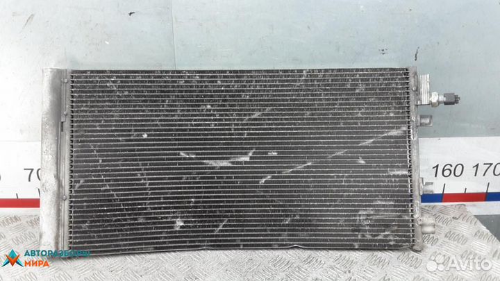 Радиатор кондиционера Renault Fluence 2012