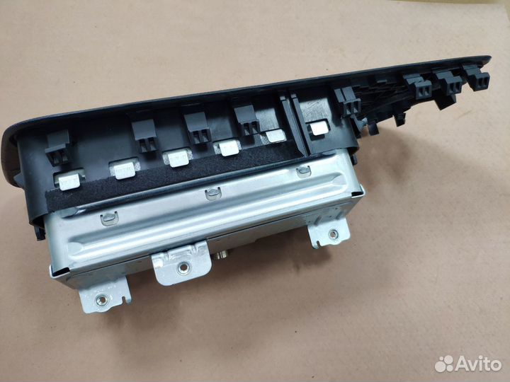 Подушка безопасности пассажира Volkswagen Polo