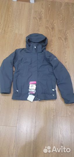 Сноубордическая куртка женская